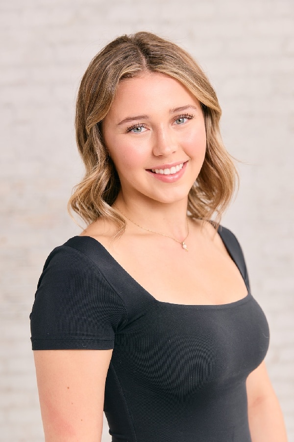 2025 Studio One Headshots Sadie Gryba