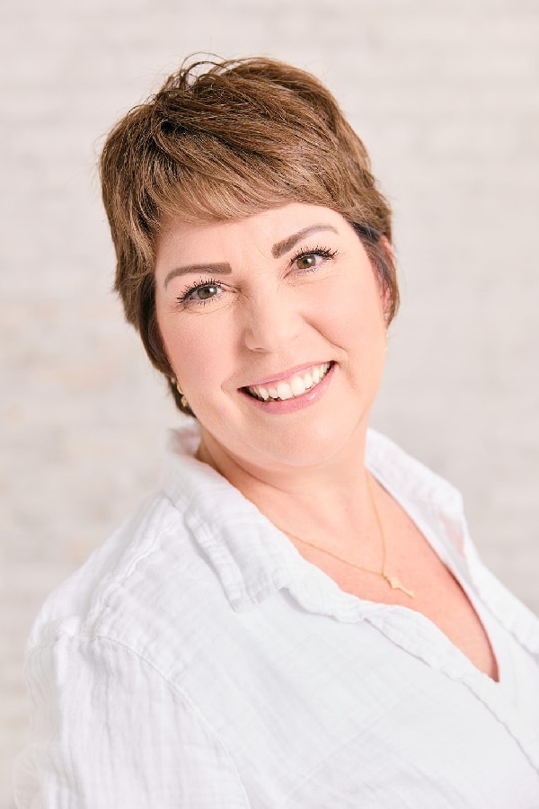 2025 Studio One Headshots - Tammy